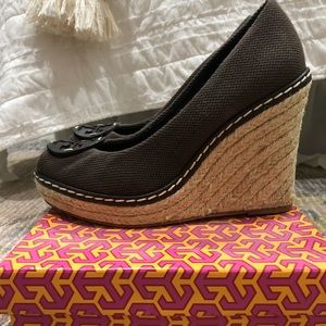 Tory Burch Cerise chocolate (7.5)